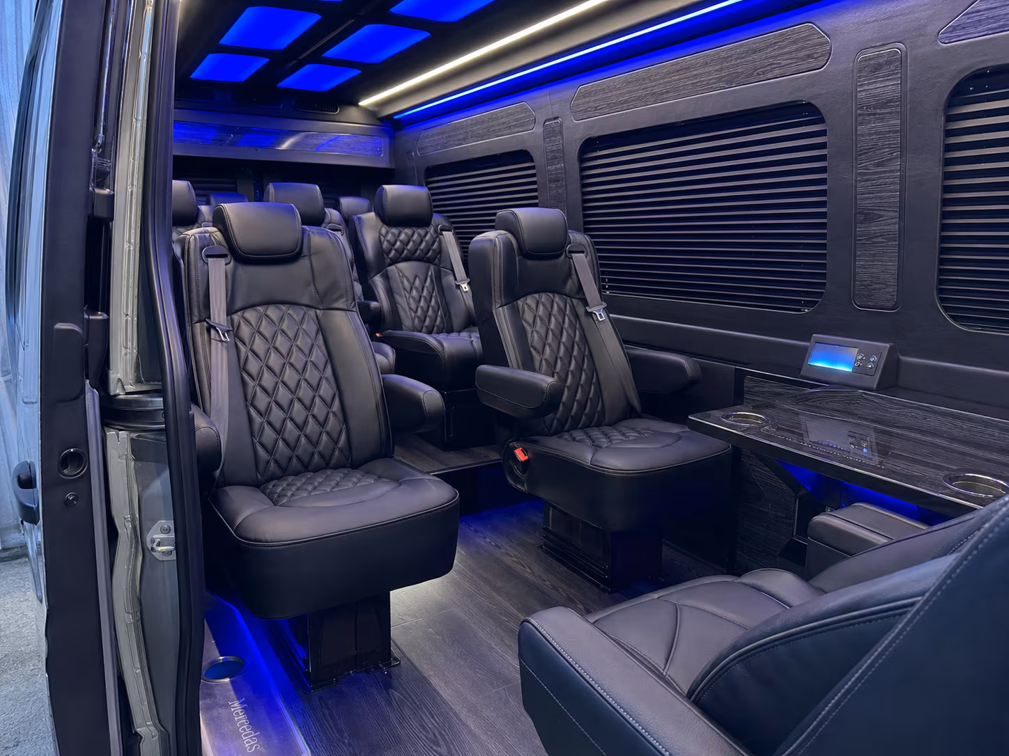 Fayetteville Wedding Transportation & Shuttle Service